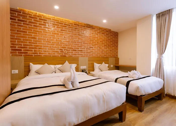 Hotel Atithi &